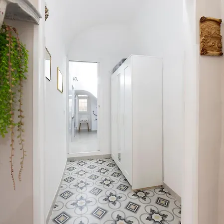 Menotti House Apartman