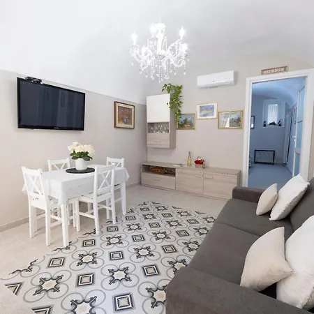 Menotti House Sanremo