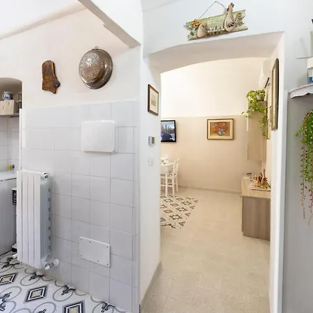 Menotti House Apartmán *